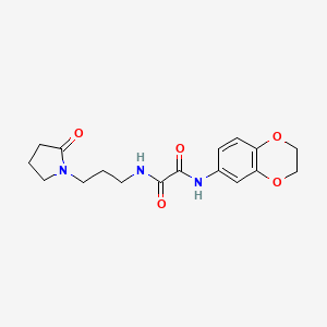 molecular formula C17H21N3O5 B2491215 N1-(2,3-dihydrobenzo[b][1,4]dioxin-6-yl)-N2-(3-(2-oxopyrrolidin-1-yl)propyl)oxalamide CAS No. 900001-01-6
