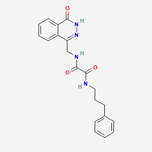 molecular formula C20H20N4O3 B2492200 N-[(4-oxo-3,4-dihydrophthalazin-1-yl)methyl]-N'-(3-phenylpropyl)ethanediamide CAS No. 923139-23-5