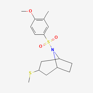 (1R,5S)-8-((4-methoxy-3-methylphenyl)sulfonyl)-3-(methylthio)-8-azabicyclo[3.2.1]octane