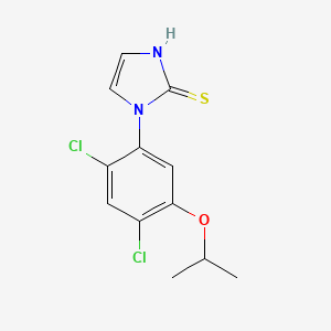 molecular formula C12H12Cl2N2OS B2495170 1-(2,4-dichloro-5-isopropoxyphenyl)-1H-imidazole-2-thiol CAS No. 338967-13-8