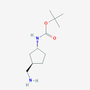 molecular formula C11H22N2O2 B2495322 tert-Butyl ((1R,3R)-rel-3-(aminomethyl)cyclopentyl)carbamate CAS No. 862700-45-6