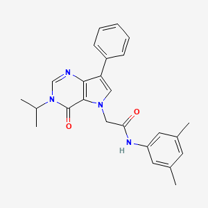 molecular formula C25H26N4O2 B2497526 N-(3,5-dimethylphenyl)-2-[4-oxo-7-phenyl-3-(propan-2-yl)-3H,4H,5H-pyrrolo[3,2-d]pyrimidin-5-yl]acetamide CAS No. 1251671-09-6