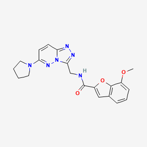molecular formula C20H20N6O3 B2497587 7-methoxy-N-((6-(pyrrolidin-1-yl)-[1,2,4]triazolo[4,3-b]pyridazin-3-yl)methyl)benzofuran-2-carboxamide CAS No. 2034352-06-0
