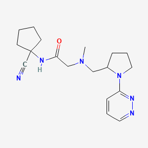 molecular formula C18H26N6O B2498127 N-(1-cyanocyclopentyl)-2-[methyl({[1-(pyridazin-3-yl)pyrrolidin-2-yl]methyl})amino]acetamide CAS No. 1356553-64-4