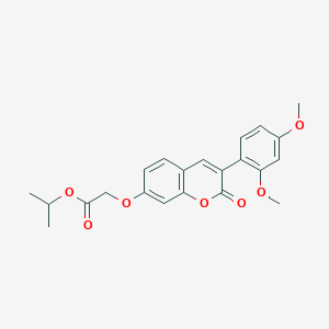 molecular formula C22H22O7 B2501591 propan-2-yl 2-{[3-(2,4-dimethoxyphenyl)-2-oxo-2H-chromen-7-yl]oxy}acetate CAS No. 864753-39-9