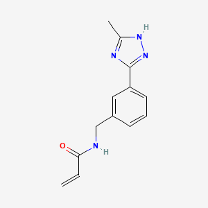 molecular formula C13H14N4O B2504978 N-[[3-(5-Methyl-1H-1,2,4-triazol-3-yl)phenyl]methyl]prop-2-enamide CAS No. 2411265-97-7