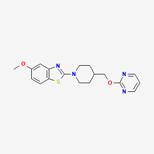 molecular formula C18H20N4O2S B2506039 5-甲氧基-2-{4-[(嘧啶-2-氧基)甲基]哌啶-1-基}-1,3-苯并噻唑 CAS No. 2415491-39-1