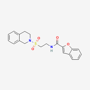 molecular formula C20H20N2O4S B2507700 N-(2-((3,4-dihydroisoquinolin-2(1H)-yl)sulfonyl)ethyl)benzofuran-2-carboxamide CAS No. 922115-57-9