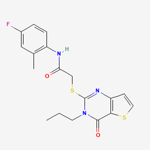 molecular formula C18H18FN3O2S2 B2508060 N-(4-fluoro-2-methylphenyl)-2-({4-oxo-3-propyl-3H,4H-thieno[3,2-d]pyrimidin-2-yl}sulfanyl)acetamide CAS No. 1252895-07-0