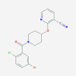 B2510801 2-((1-(5-Bromo-2-chlorobenzoyl)piperidin-4-yl)oxy)nicotinonitrile CAS No. 1797127-65-1