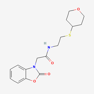 2-(2-oxobenzo[d]oxazol-3(2H)-yl)-N-(2-((tetrahydro-2H-pyran-4-yl)thio)ethyl)acetamide