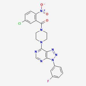 molecular formula C21H16ClFN8O3 B2511570 (5-chloro-2-nitrophenyl)(4-(3-(3-fluorophenyl)-3H-[1,2,3]triazolo[4,5-d]pyrimidin-7-yl)piperazin-1-yl)methanone CAS No. 920227-58-3