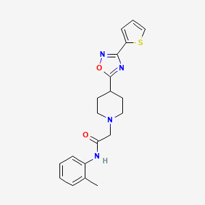 molecular formula C20H22N4O2S B2512826 N-(2-methylphenyl)-2-{4-[3-(thiophen-2-yl)-1,2,4-oxadiazol-5-yl]piperidin-1-yl}acetamide CAS No. 1251631-48-7