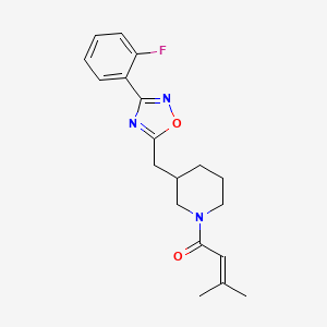 molecular formula C19H22FN3O2 B2513689 1-(3-((3-(2-Fluorophenyl)-1,2,4-oxadiazol-5-yl)methyl)piperidin-1-yl)-3-methylbut-2-en-1-one CAS No. 1705878-87-0