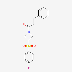molecular formula C18H18FNO3S B2513832 1-(3-((4-Fluorophenyl)sulfonyl)azetidin-1-yl)-3-phenylpropan-1-one CAS No. 1797688-75-5