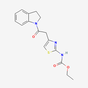 molecular formula C16H17N3O3S B2514330 Ethyl (4-(2-(indolin-1-yl)-2-oxoethyl)thiazol-2-yl)carbamate CAS No. 953136-57-7