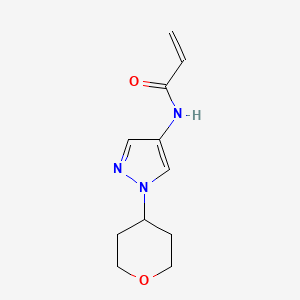 molecular formula C11H15N3O2 B2516150 N-[1-(Oxan-4-yl)pyrazol-4-yl]prop-2-enamide CAS No. 2305386-66-5