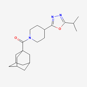 molecular formula C21H31N3O2 B2516750 (1s,3s)-Adamantan-1-yl(4-(5-isopropyl-1,3,4-oxadiazol-2-yl)piperidin-1-yl)methanone CAS No. 1209305-01-0