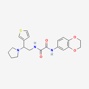 molecular formula C20H23N3O4S B2517702 N'-(2,3-dihydro-1,4-benzodioxin-6-yl)-N-[2-(pyrrolidin-1-yl)-2-(thiophen-3-yl)ethyl]ethanediamide CAS No. 946200-67-5