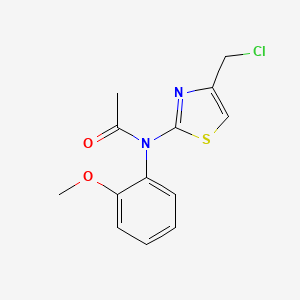 molecular formula C13H13ClN2O2S B2518041 N-[4-(chloromethyl)-1,3-thiazol-2-yl]-N-(2-methoxyphenyl)acetamide CAS No. 790271-15-7