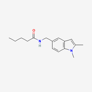 molecular formula C16H22N2O B2518412 N-[(1,2-二甲基吲哚-5-基)甲基]戊酰胺 CAS No. 852136-99-3