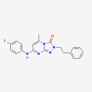 molecular formula C20H18FN5O B2519712 7-(4-fluoroanilino)-5-methyl-2-phenethyl[1,2,4]triazolo[4,3-a]pyrimidin-3(2H)-one CAS No. 1251574-49-8