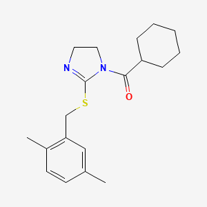 molecular formula C19H26N2OS B2523887 cyclohexyl(2-((2,5-dimethylbenzyl)thio)-4,5-dihydro-1H-imidazol-1-yl)methanone CAS No. 851804-26-7