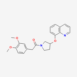 molecular formula C23H24N2O4 B2524947 2-(3,4-Dimethoxyphenyl)-1-(3-(quinolin-8-yloxy)pyrrolidin-1-yl)ethanone CAS No. 1904336-71-5