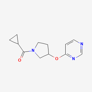 Cyclopropyl(3-(pyrimidin-4-yloxy)pyrrolidin-1-yl)methanone