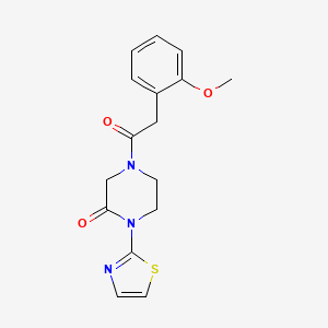 molecular formula C16H17N3O3S B2529366 4-(2-(2-甲氧苯基)乙酰基)-1-(噻唑-2-基)哌嗪-2-酮 CAS No. 2309730-22-9