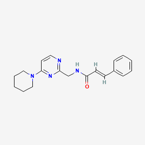molecular formula C19H22N4O B2529830 N-((4-(piperidin-1-yl)pyrimidin-2-yl)methyl)cinnamamide CAS No. 1798403-21-0
