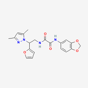 molecular formula C20H20N4O5 B2530032 N'-(2H-1,3-benzodioxol-5-yl)-N-[2-(3,5-dimethyl-1H-pyrazol-1-yl)-2-(furan-2-yl)ethyl]ethanediamide CAS No. 2034274-30-9