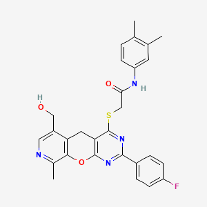 molecular formula C28H25FN4O3S B2531606 N-(3,4-dimethylphenyl)-2-[[5-(4-fluorophenyl)-11-(hydroxymethyl)-14-methyl-2-oxa-4,6,13-triazatricyclo[8.4.0.03,8]tetradeca-1(10),3(8),4,6,11,13-hexaen-7-yl]sulfanyl]acetamide CAS No. 892385-42-1