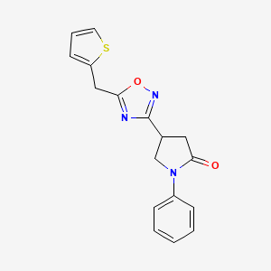 1-Phenyl-4-(5-(thiophen-2-ylmethyl)-1,2,4-oxadiazol-3-yl)pyrrolidin-2-one