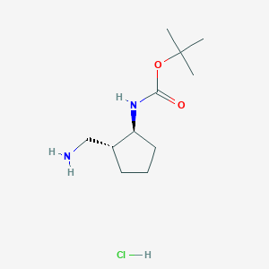 molecular formula C11H23ClN2O2 B2539376 tert-butyl ((1S,2R)-2-(aminomethyl)cyclopentyl)carbamate hydrochloride CAS No. 2411590-84-4