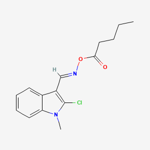 molecular formula C15H17ClN2O2 B2543815 2-chloro-1-methyl-3-{[(pentanoyloxy)imino]methyl}-1H-indole CAS No. 477887-42-6
