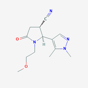 molecular formula C13H18N4O2 B2544041 rac-(2R,3R)-2-(1,5-dimethyl-1H-pyrazol-4-yl)-1-(2-methoxyethyl)-5-oxopyrrolidine-3-carbonitrile, trans CAS No. 2059909-61-2