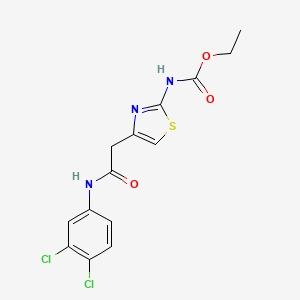molecular formula C14H13Cl2N3O3S B2547723 Ethyl (4-(2-((3,4-dichlorophenyl)amino)-2-oxoethyl)thiazol-2-yl)carbamate CAS No. 946314-37-0