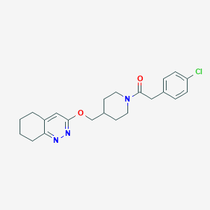 2-(4-Chlorophenyl)-1-(4-(((5,6,7,8-tetrahydrocinnolin-3-yl)oxy)methyl)piperidin-1-yl)ethan-1-one