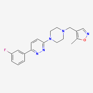 molecular formula C19H20FN5O B2549591 4-[[4-[6-(3-Fluorophenyl)pyridazin-3-yl]piperazin-1-yl]methyl]-5-methyl-1,2-oxazole CAS No. 2380080-57-7