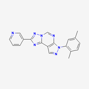 molecular formula C19H15N7 B2553364 7-(2,5-dimethylphenyl)-2-(pyridin-3-yl)-7H-pyrazolo[4,3-e][1,2,4]triazolo[1,5-c]pyrimidine CAS No. 900896-63-1