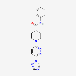 B2553893 1-(6-(1H-1,2,4-triazol-1-yl)pyridazin-3-yl)-N-phenylpiperidine-4-carboxamide CAS No. 1797696-63-9