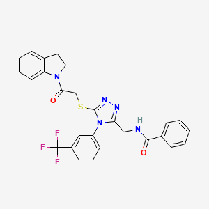 molecular formula C27H22F3N5O2S B2555415 N-((5-((2-(indolin-1-yl)-2-oxoethyl)thio)-4-(3-(trifluoromethyl)phenyl)-4H-1,2,4-triazol-3-yl)methyl)benzamide CAS No. 393839-91-3
