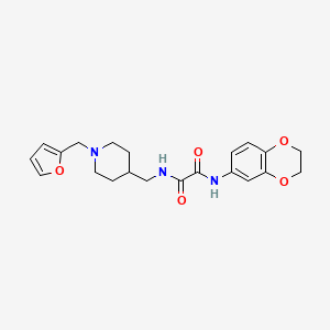 molecular formula C21H25N3O5 B2557388 N-(2,3-dihydro-1,4-benzodioxin-6-yl)-N'-({1-[(furan-2-yl)methyl]piperidin-4-yl}methyl)ethanediamide CAS No. 953180-75-1