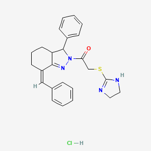 molecular formula C25H27ClN4OS B2558337 2-(4,5-Dihydro-1H-imidazol-2-ylsulfanyl)-1-[3-phenyl-7-(phenylmethylidene)-3,3a,4,5,6,7-hexahydro-2H-indazol-2-yl]ethan-1-one hydrochloride CAS No. 452941-23-0