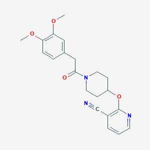 molecular formula C21H23N3O4 B2559147 2-((1-(2-(3,4-Dimethoxyphenyl)acetyl)piperidin-4-yl)oxy)nicotinonitrile CAS No. 1797590-09-0