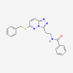 molecular formula C21H19N5OS B2559733 N-{2-[6-(benzylsulfanyl)-[1,2,4]triazolo[4,3-b]pyridazin-3-yl]ethyl}benzamide CAS No. 872994-26-8