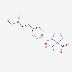 molecular formula C18H20N2O4 B2560476 N-[(4-{6-oxo-7-oxa-1-azaspiro[4.4]nonane-1-carbonyl}phenyl)methyl]prop-2-enamide CAS No. 2361764-43-2
