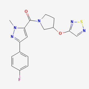 molecular formula C17H16FN5O2S B2562083 3-({1-[3-(4-fluorophenyl)-1-methyl-1H-pyrazole-5-carbonyl]pyrrolidin-3-yl}oxy)-1,2,5-thiadiazole CAS No. 2097922-39-7