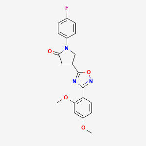 molecular formula C20H18FN3O4 B2562228 4-[3-(2,4-Dimethoxyphenyl)-1,2,4-oxadiazol-5-yl]-1-(4-fluorophenyl)pyrrolidin-2-one CAS No. 941960-75-4